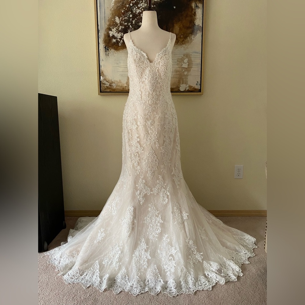 Rebecca Ingram mermaid wedding bridal gown size 8 - 10 ~ Ivory